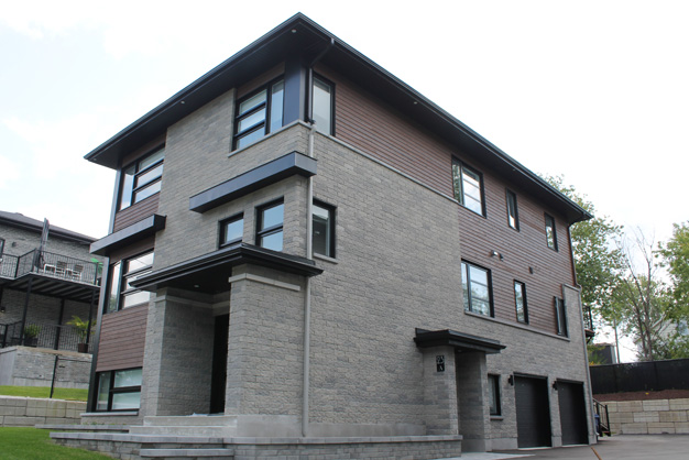 Les condos et triplex du Vieux Sainte-Rose, Laval